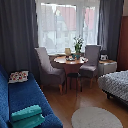 13-nastka Δωμάτια σε οικογενειακή κατοικία